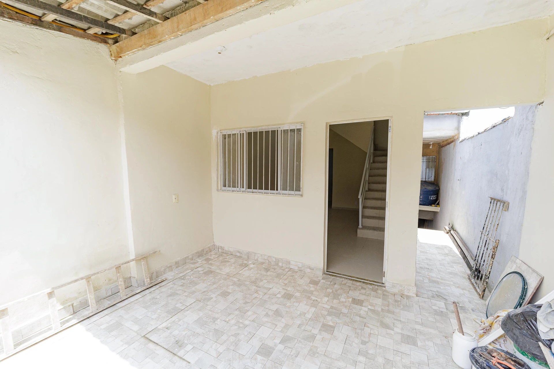 Casa de 80 m² com jardim e closet — photo 4