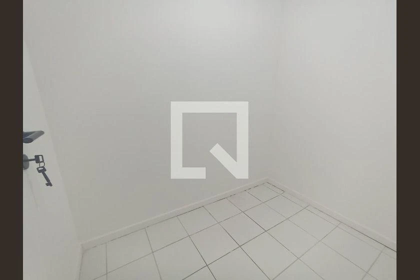 130 m² apartment with 3 bedrooms and a balcony — photo 41