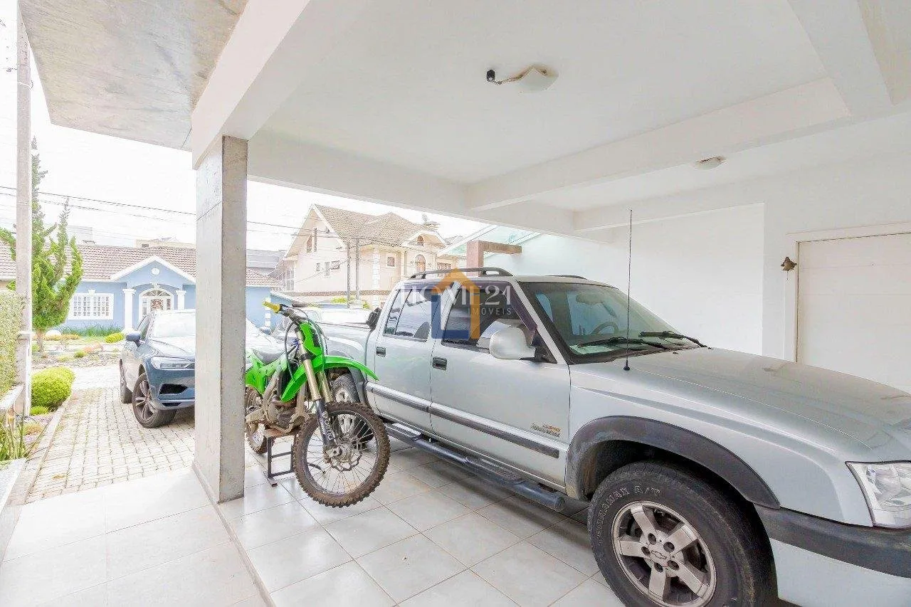 Furnished 470 m² house with 4 bedrooms and private garden — photo 31