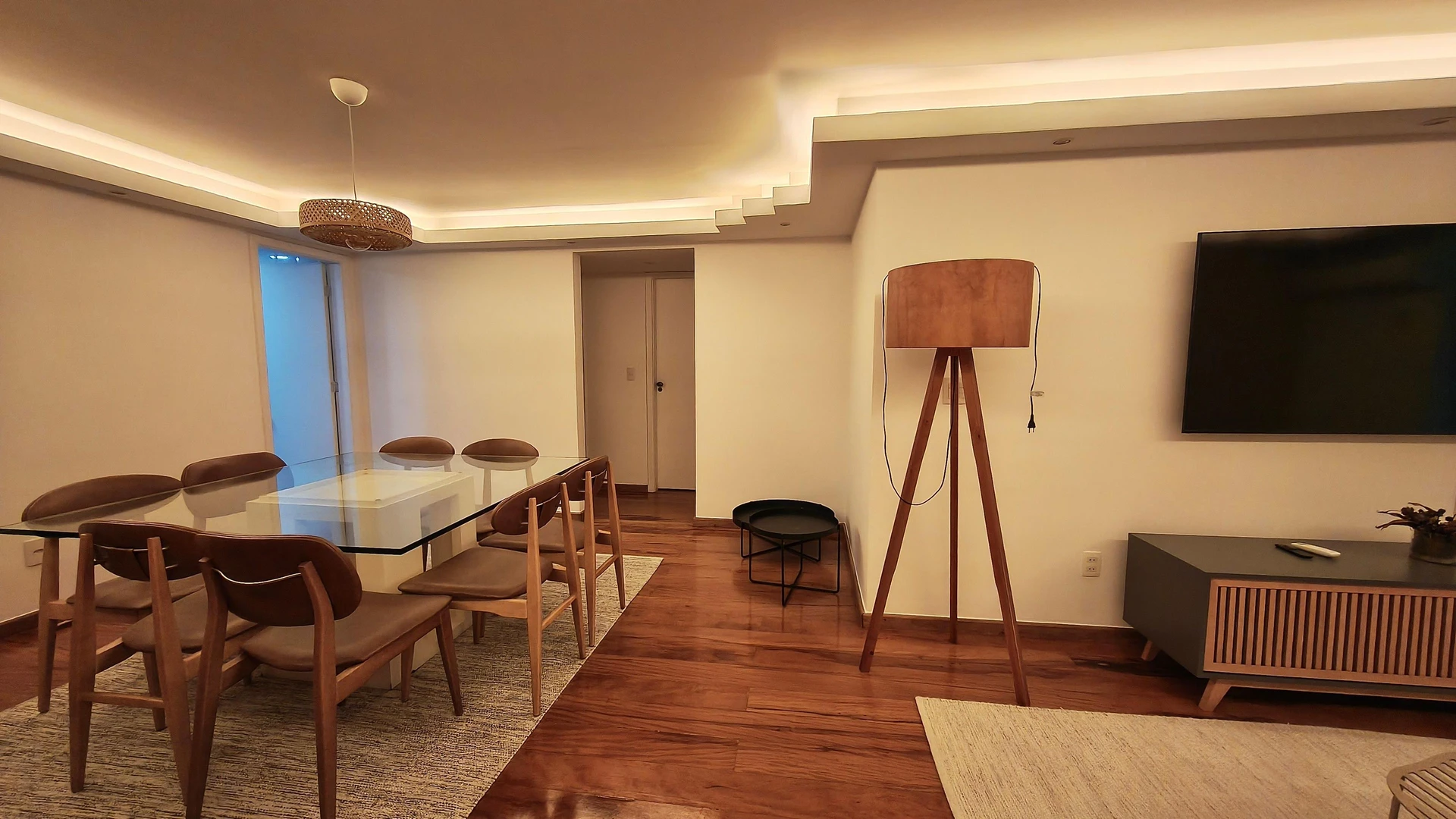 Washing machine in a 4-bedroom apartment, 205 m² — photo 20