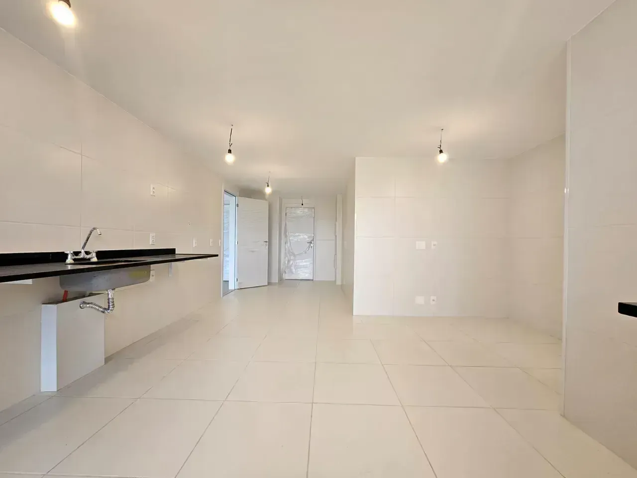 Apartamento de 199 m² com 4 quartos e 5 banheiros — photo 15