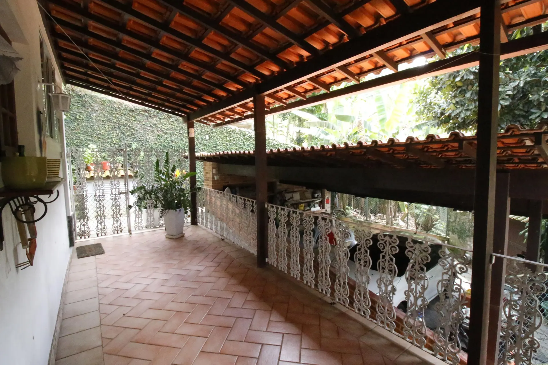 Furnished house, 700 m², with a jacuzzi — photo 50