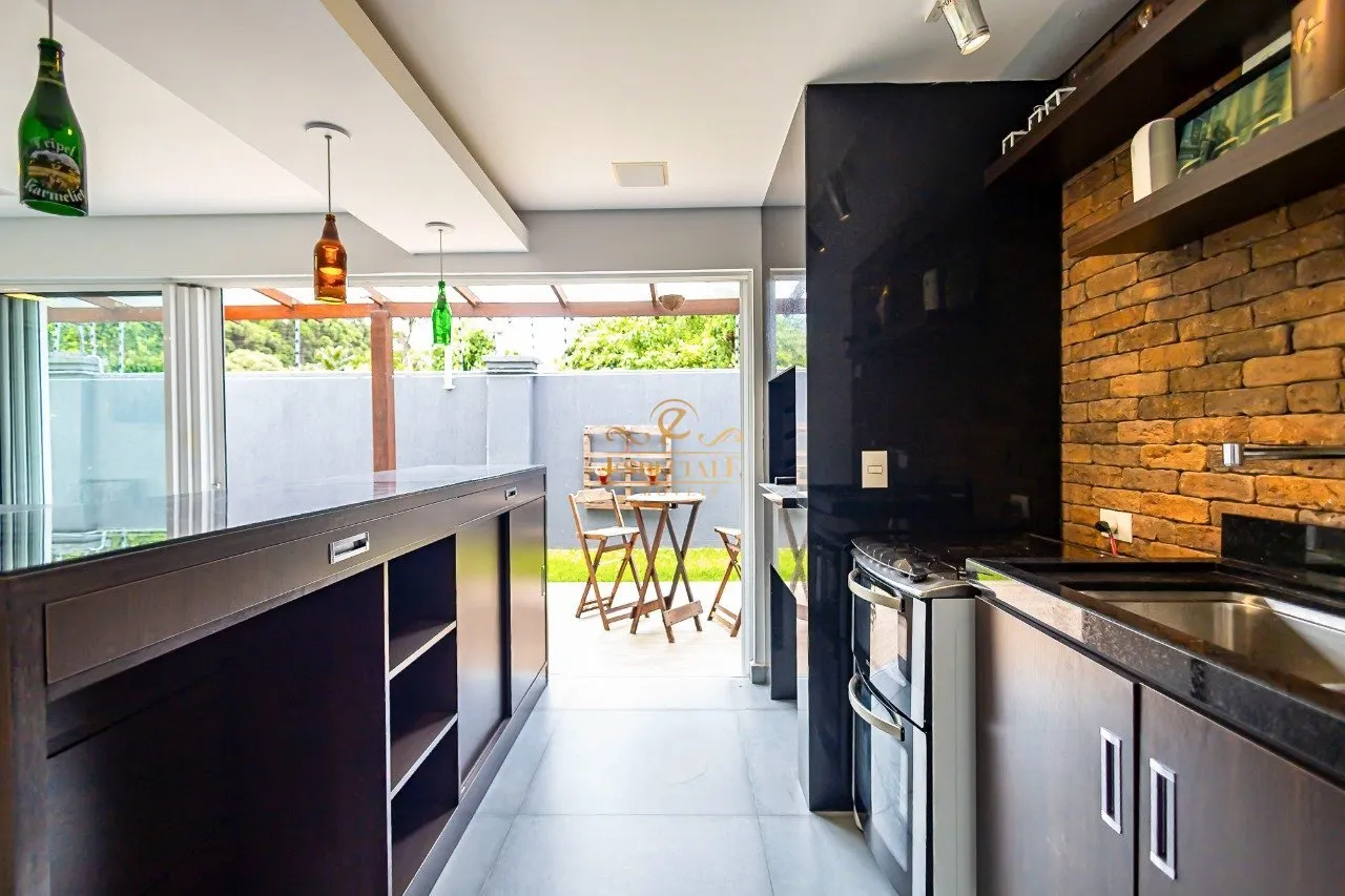 Condo house with 4 bedrooms and a private garden — photo 36