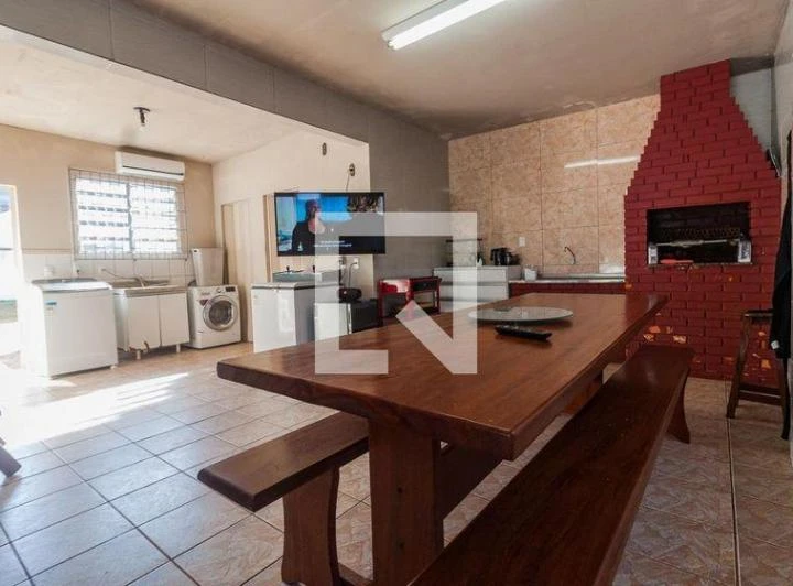 3-bedroom house with private BBQ and 3 parking spaces — photo 4
