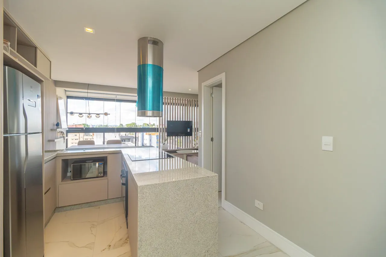 Furnished 1-bedroom apartment with open-plan kitchen — photo 6