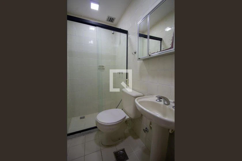 3-bedroom apartment with balcony and 2 parking spots — photo 48