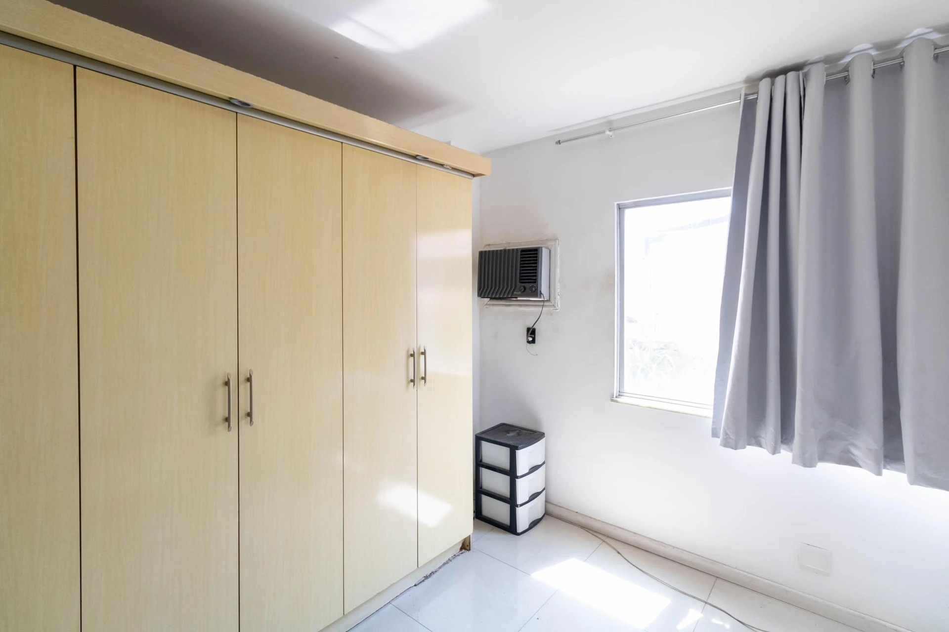Furnished apartment, 90 m², with a washing machine — photo 6