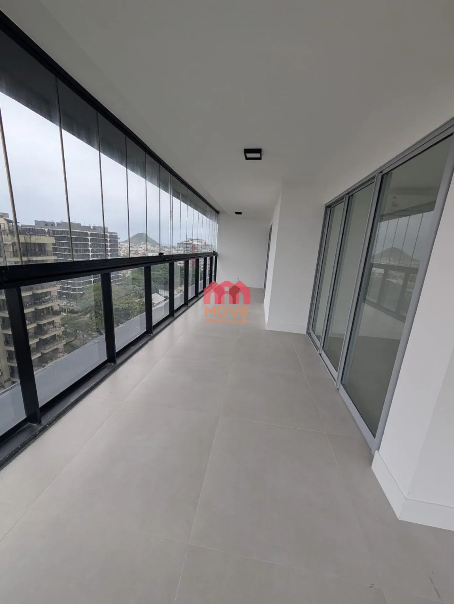 2-bedroom apartment in a building with a pool — photo 20