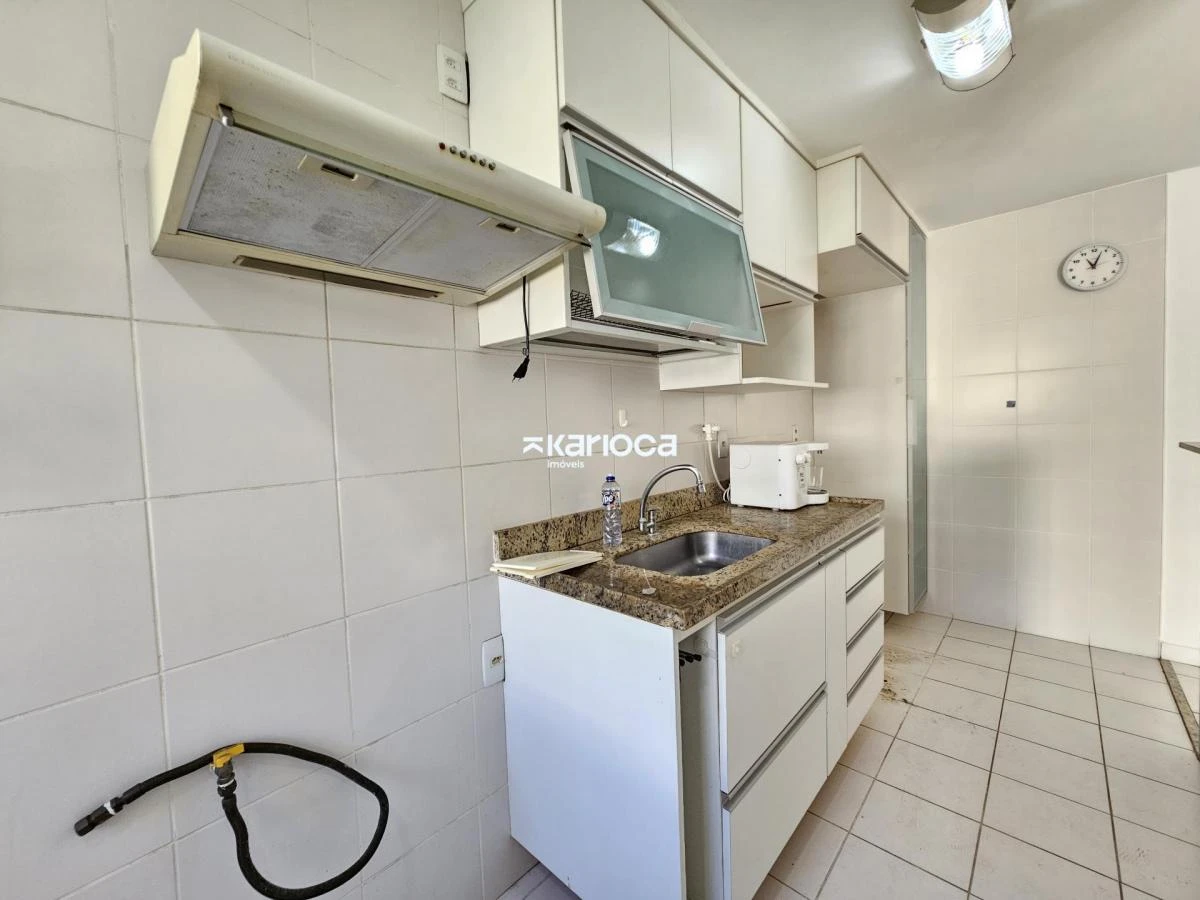 90 m² apartment with 3 bedrooms and built-in wardrobes — photo 3