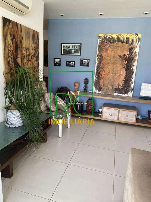 Cobertura com 3 quartos e cozinha com fogão a gás — photo 21