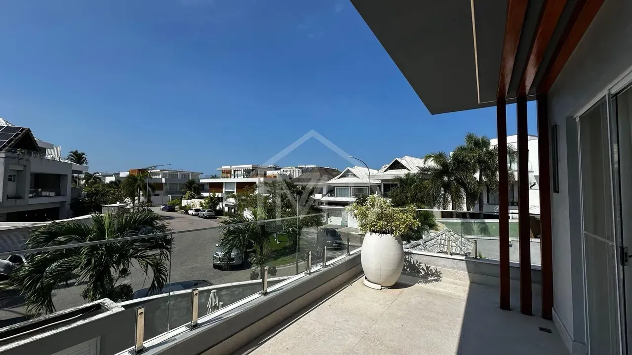 Furnished house with 4 bedrooms and 5 baths, 400 m² — photo 6