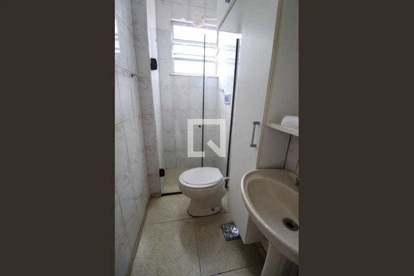 Apartamento sin amueblar de 1 dormitorio y balcón — photo 10
