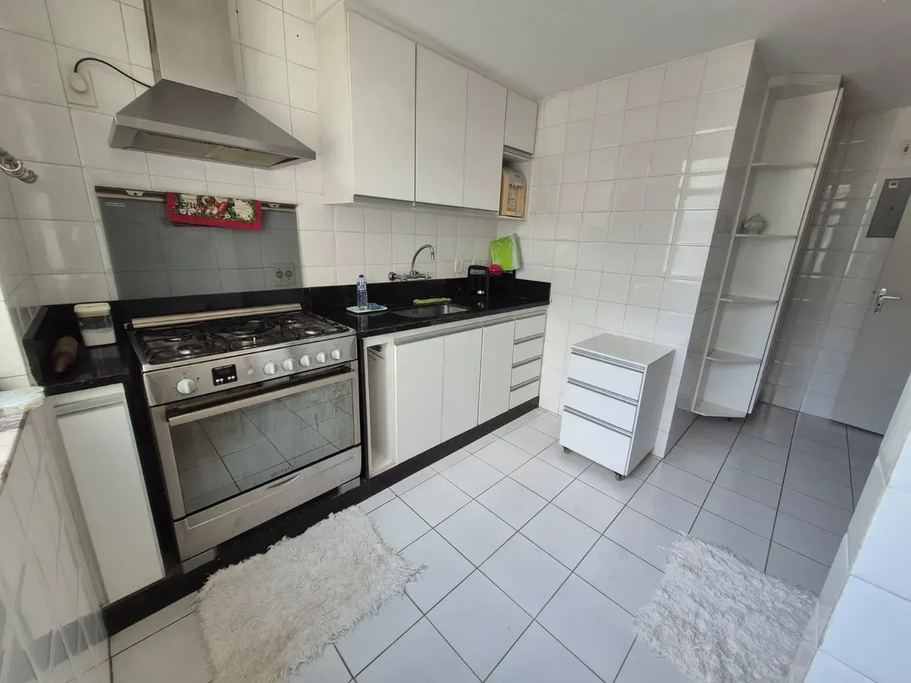 Furnished apartment with 2 bedrooms and 2 bathrooms — photo 13