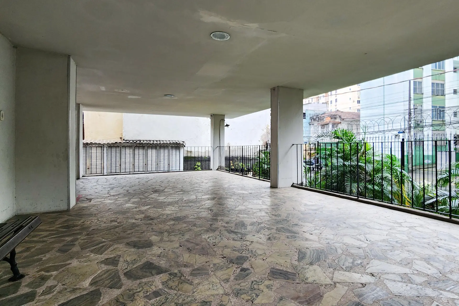 Furnished apartment, 58 m², with a mountain view — photo 8
