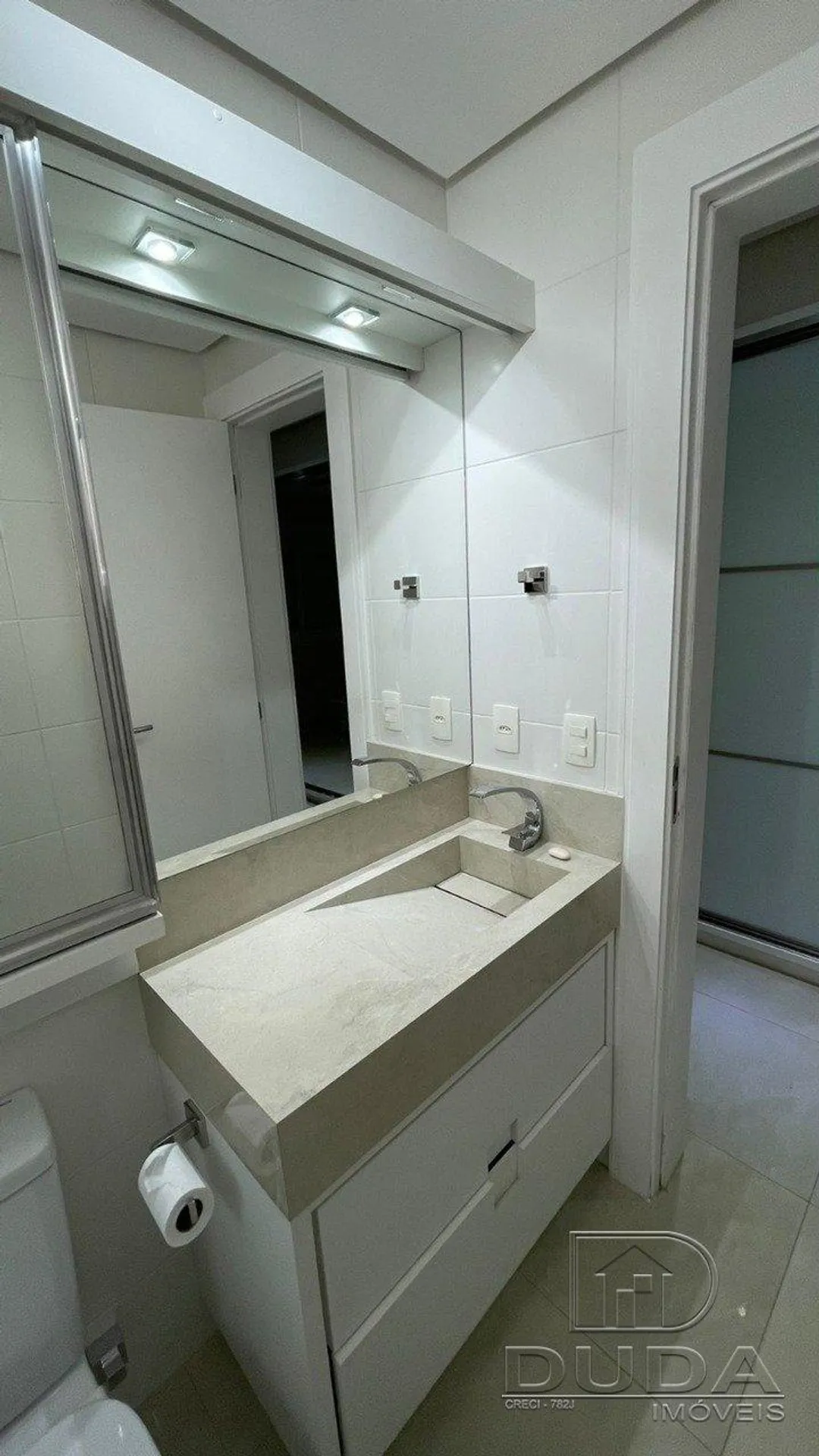 Apartment on the 1st floor with a home office — photo 13