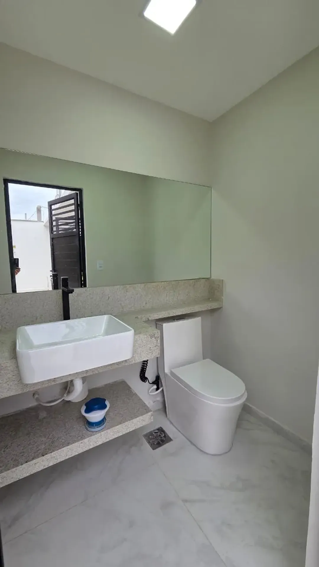 Furnished house, 200 m², with a bathtub — photo 11