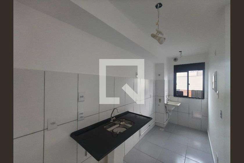 Apartamento de 2 dormitorios con cocina separada y balcón — photo 18