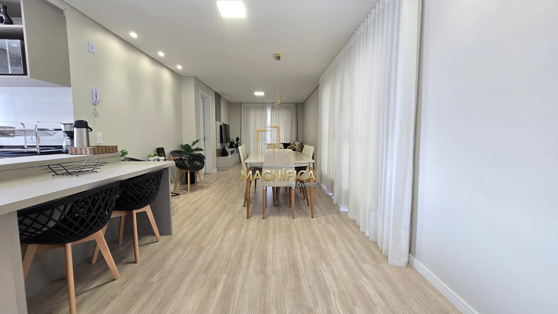 Apartamento mobiliado com 3 quartos e 2 vagas, 106 m² — photo 2