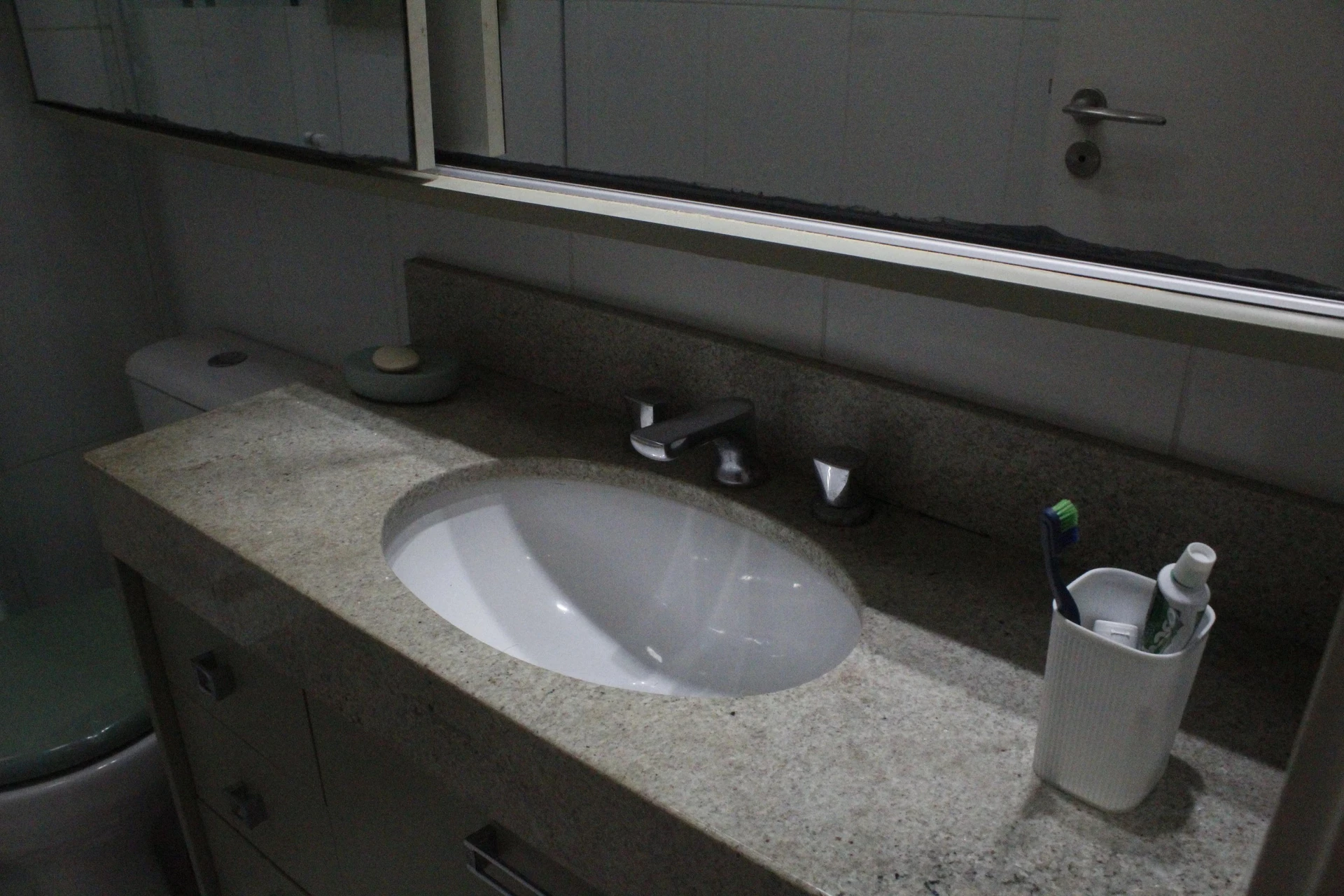 Furnished 2-bedroom apartment with integrated kitchen — photo 8