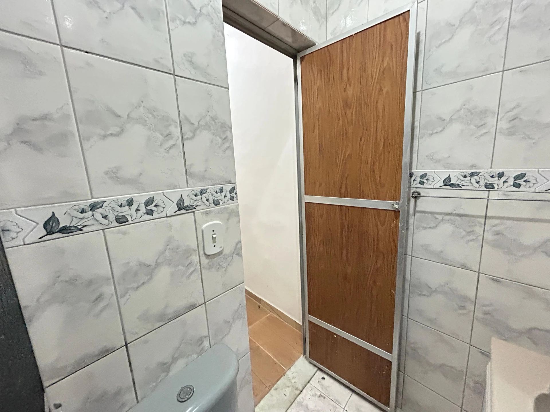Studio sem mobília com mini cozinha e 1 quarto — photo 21