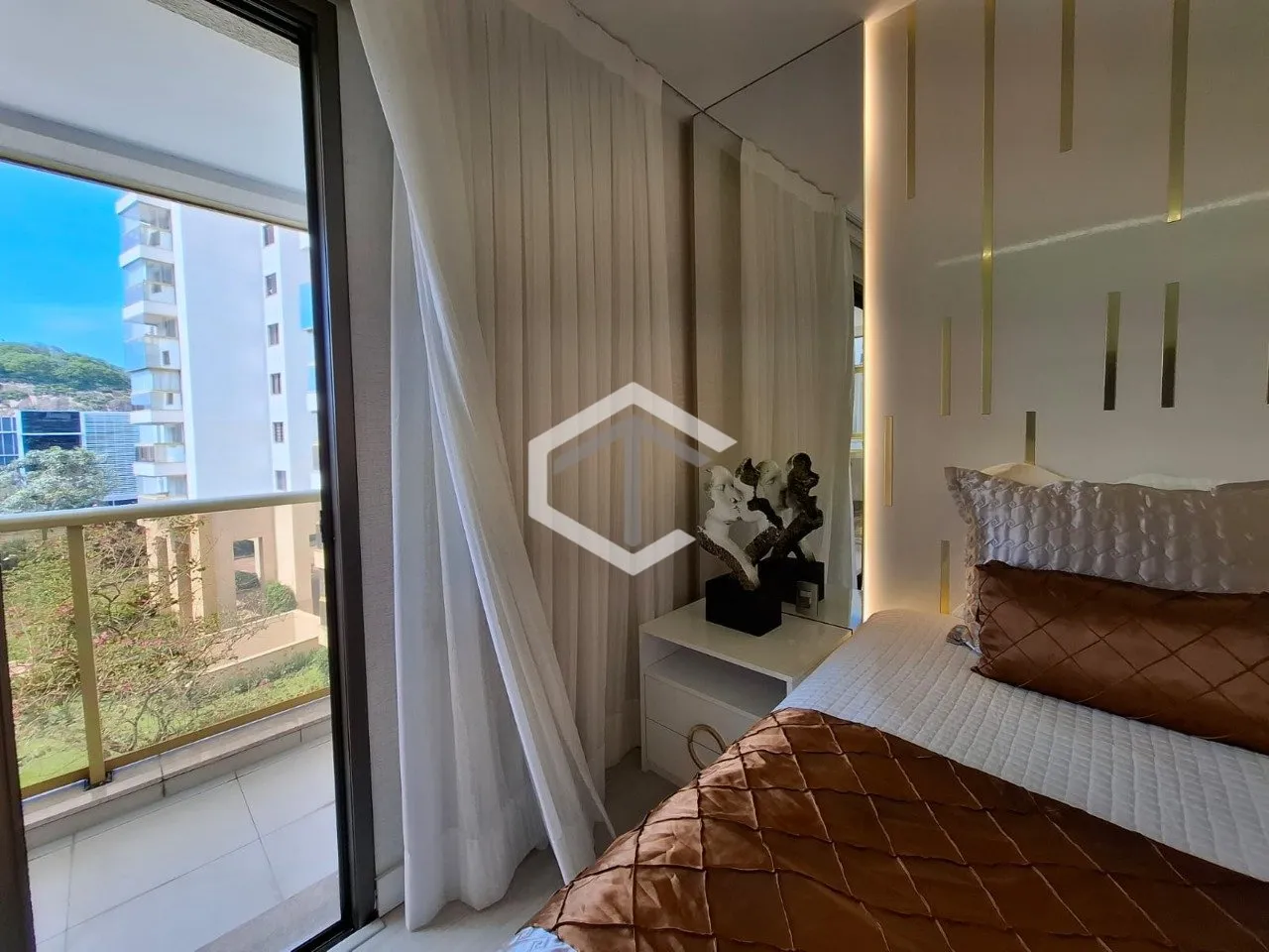 217 m² apartment with a mountain view and a private pool — photo 67