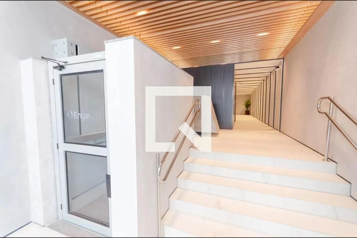 Apartamento mobiliado com 3 quartos e 3 banheiros — photo 3