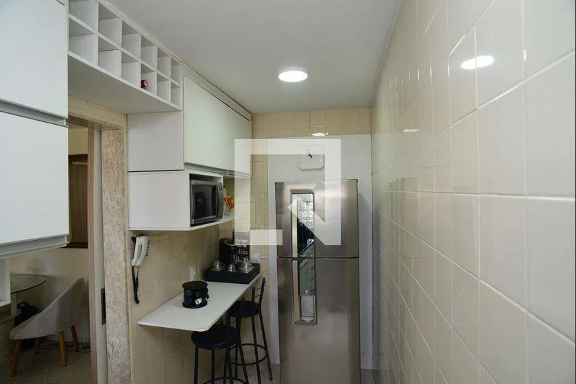 2-bedroom apartment with an en-suite bathroom — photo 10