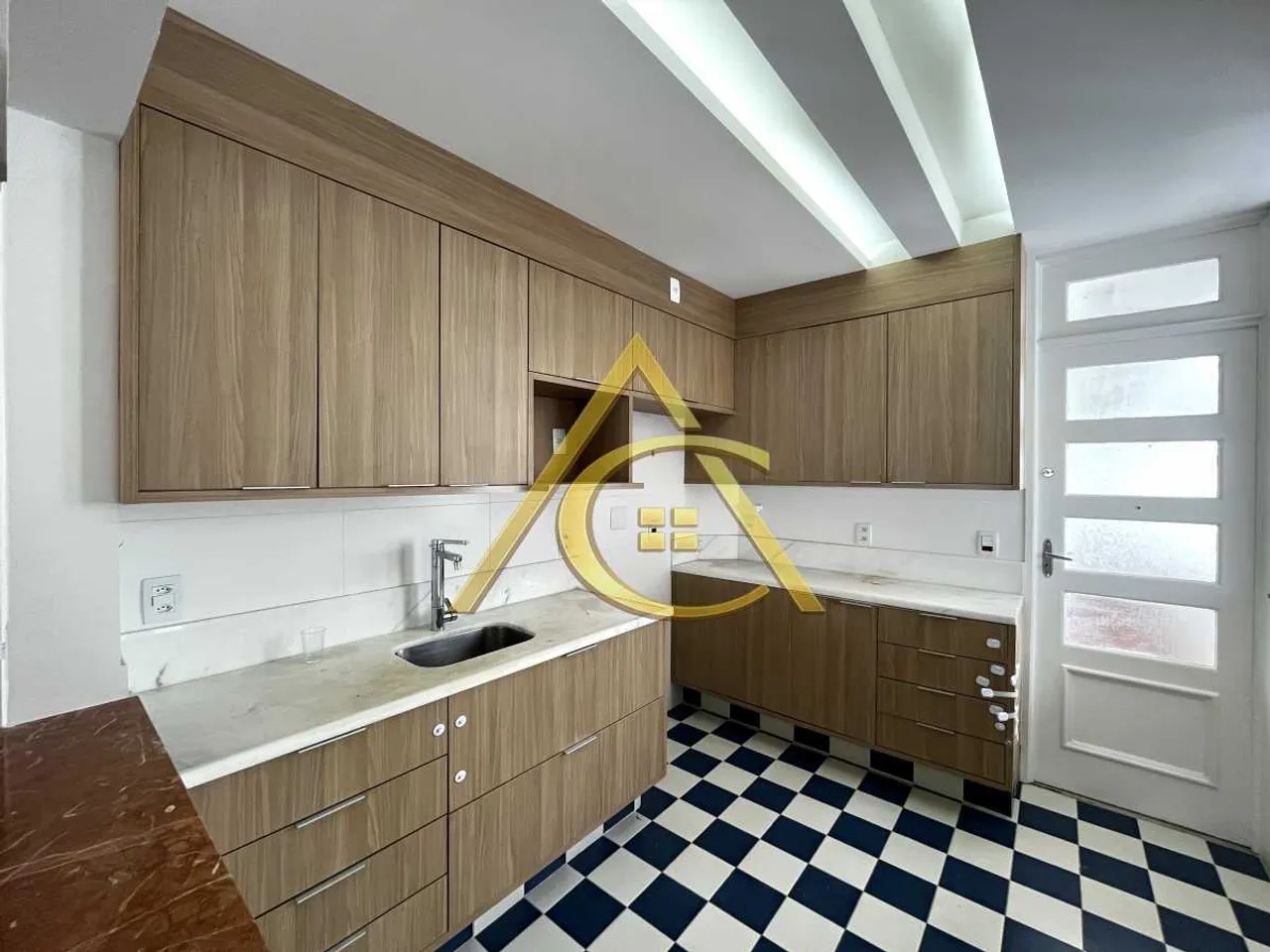 Apartamento duplex com 4 quartos e 239 m² — photo 4