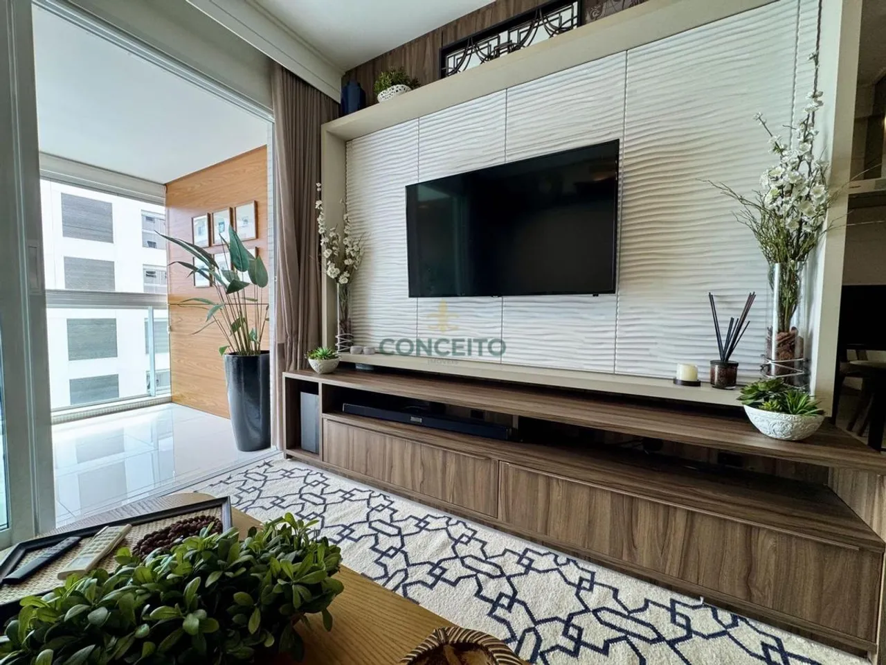 Furnished apartment, 94 m², with a water view — photo 5