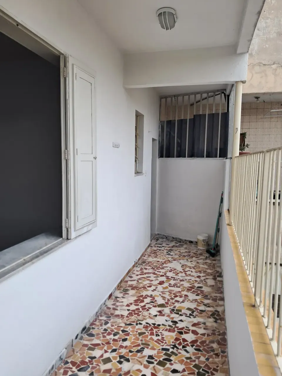 Apartment with a balcony, 2 bedrooms and 1 bathroom — photo 9