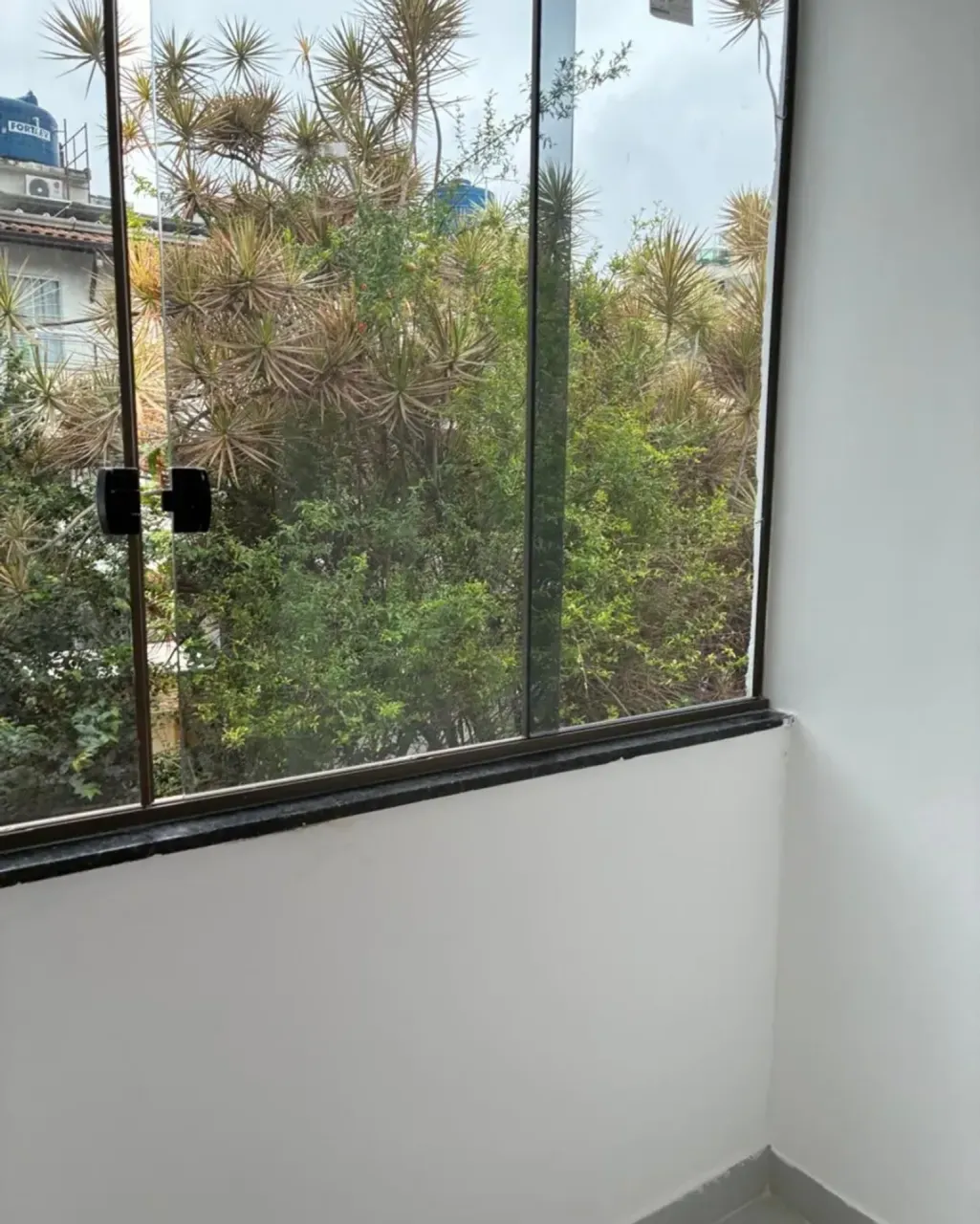 Apartamento de 2 quartos com cozinha separada e 60 m² — photo 9