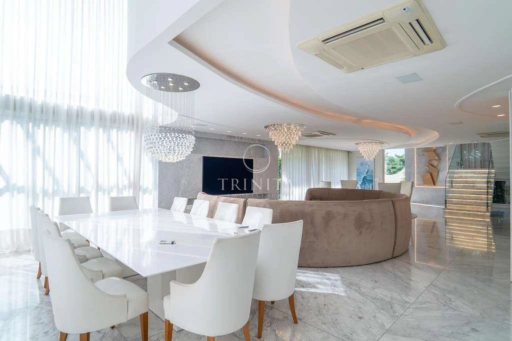 Furnished house with 5 en-suite bedrooms and 10 baths — photo 18