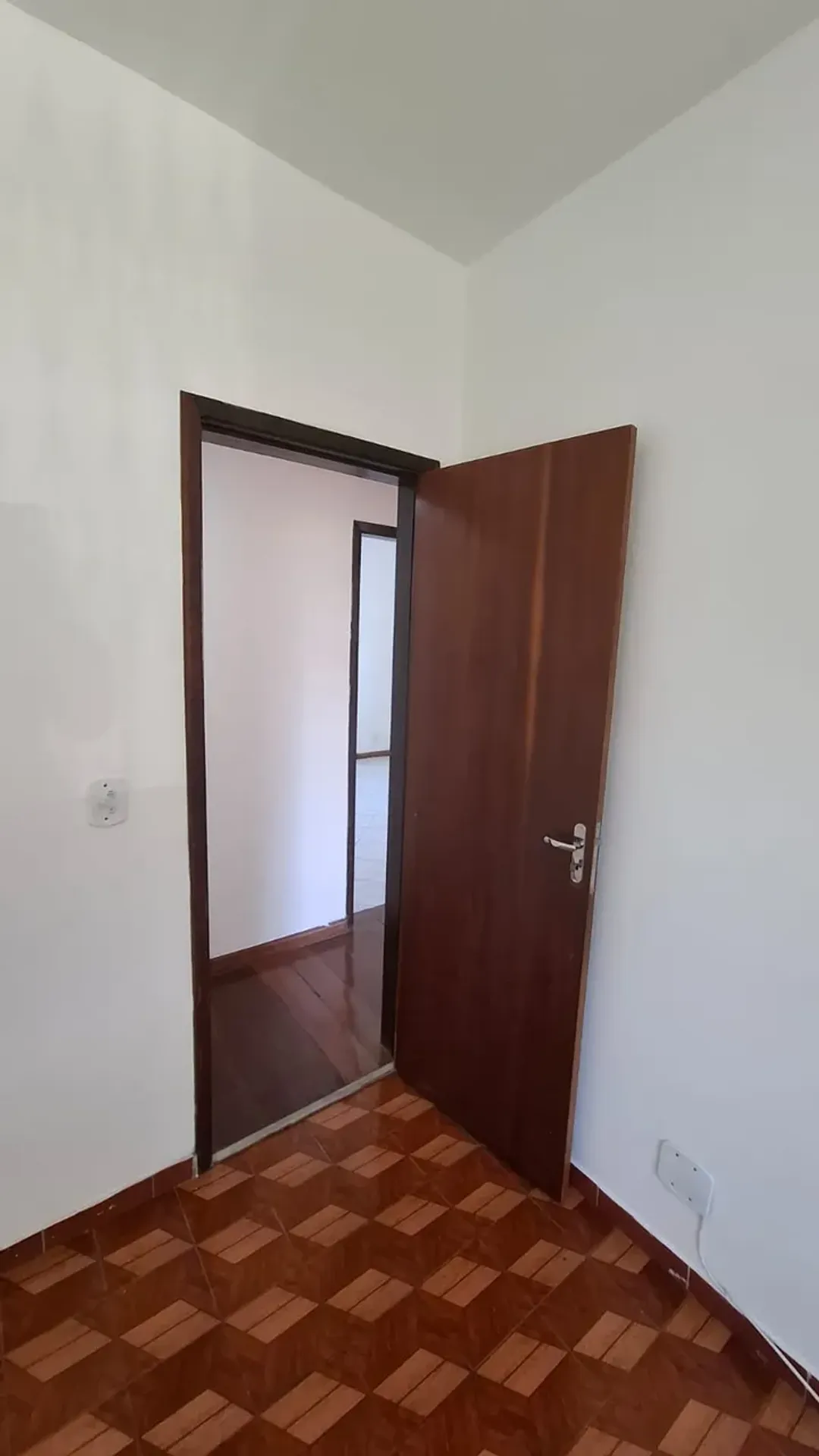 Квартира с 3 спальнями и 1 ванной при спальне — photo 17