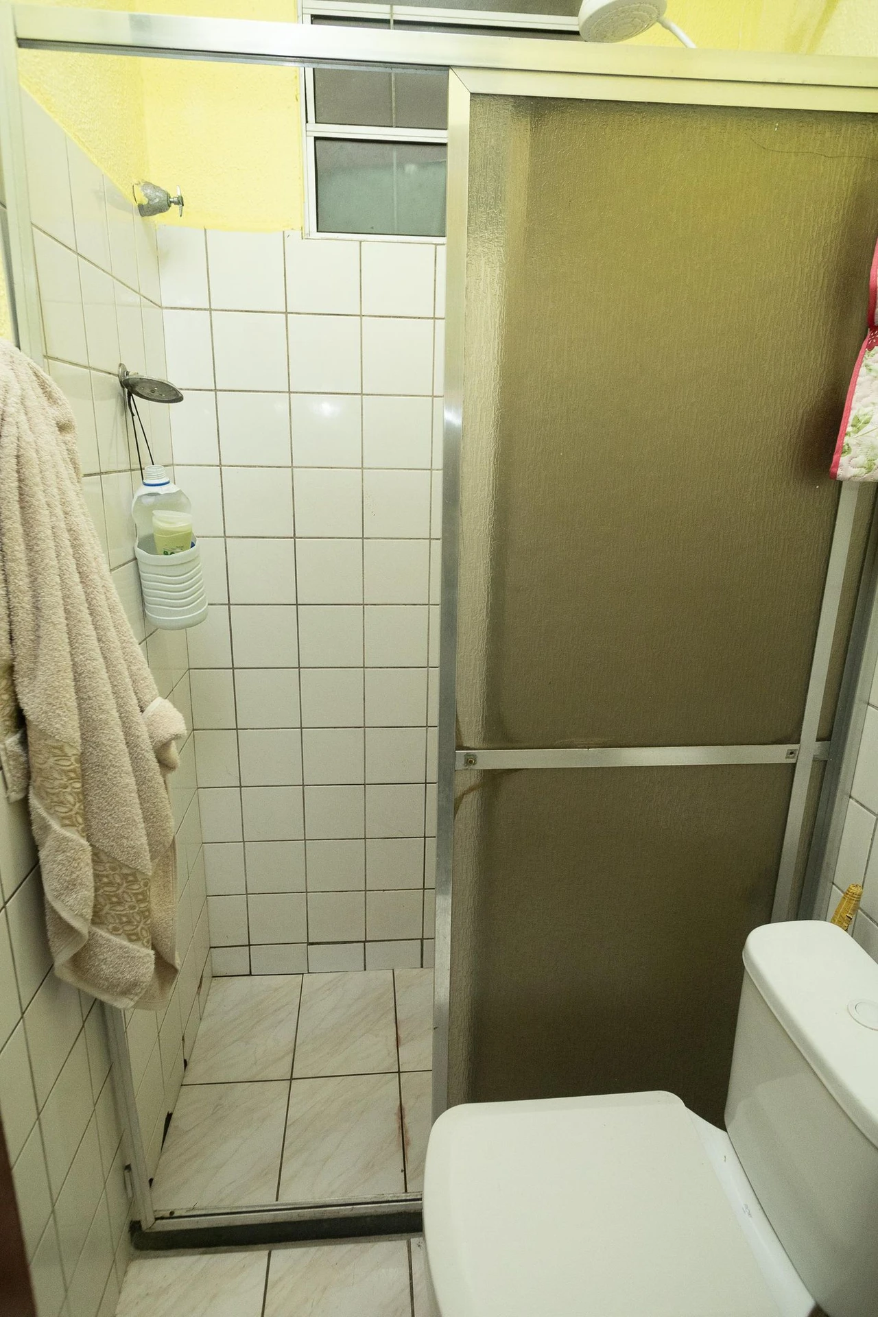 Apartamento amueblado con 2 dormitorios y jardín privado — photo 2