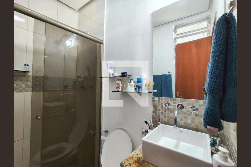 Rental apartment with 3 bedrooms and 208 m² — photo 40