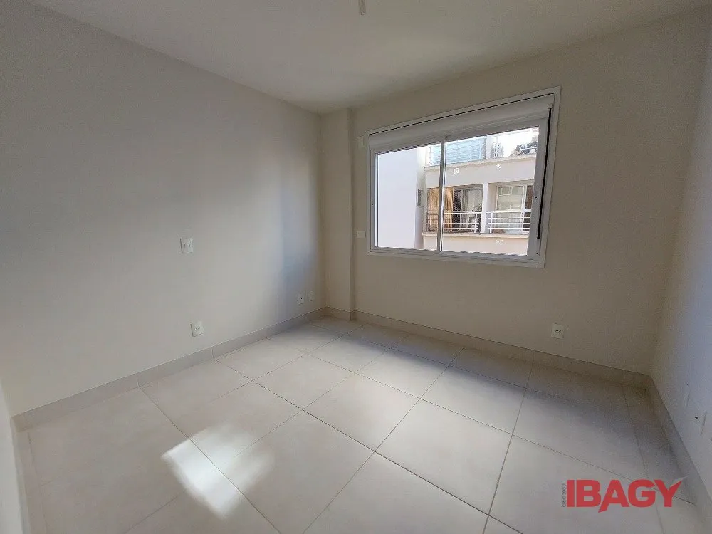 Apartment, 62 m², with a home office — photo 15
