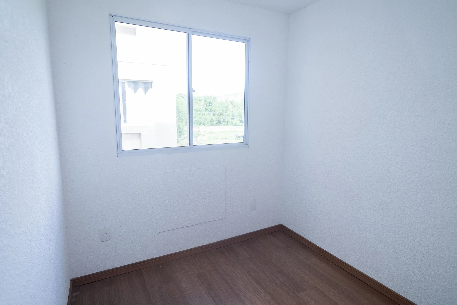 Apartamento sem mobília com 2 quartos e jardim privativo — photo 13