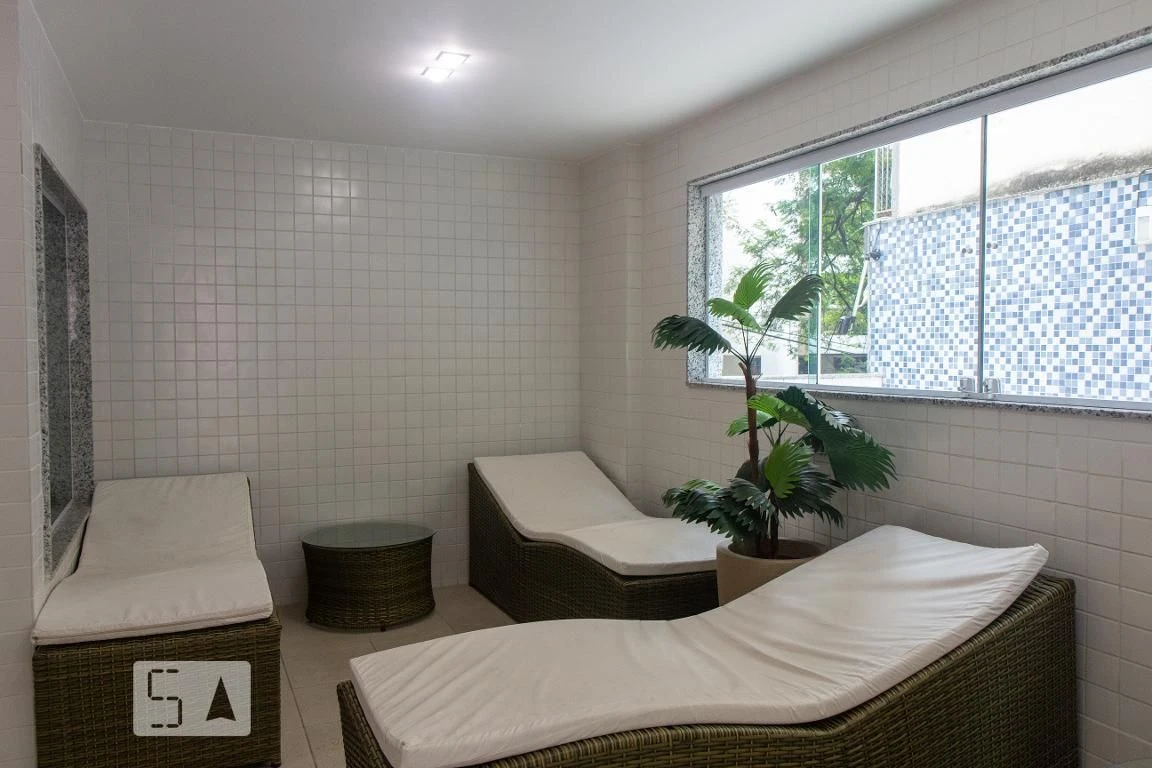 Apartment with 2 bedrooms and a balcony, 1 en-suite — photo 21
