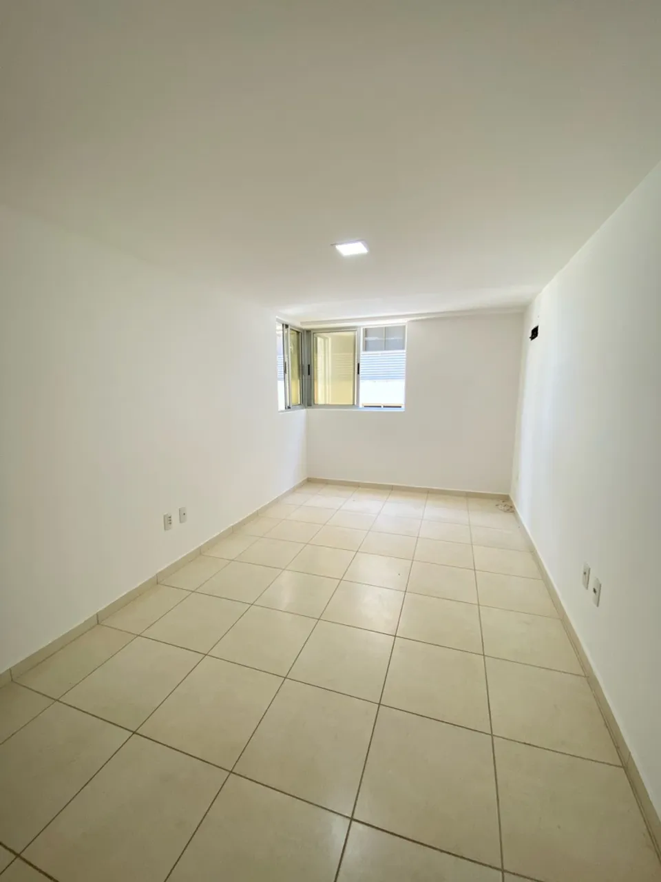 Квартира 78 м² з видом на воду та заскленим балконом — photo 4
