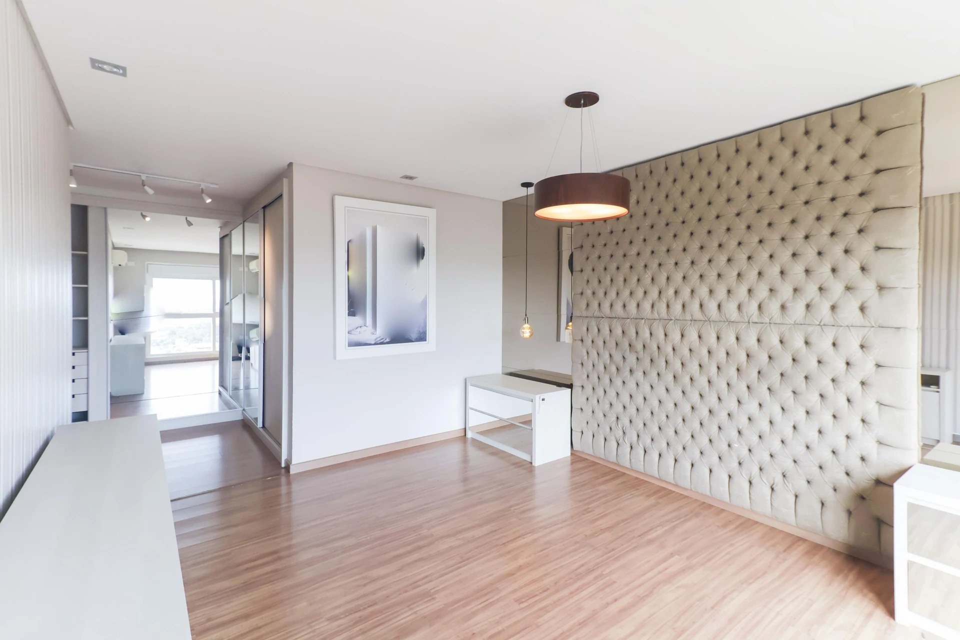 Furnished apartment, 266 m², with a bathtub — photo 13