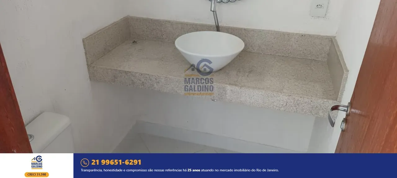 Casa com 4 quartos e 5 banheiros, cozinha fechada — photo 35