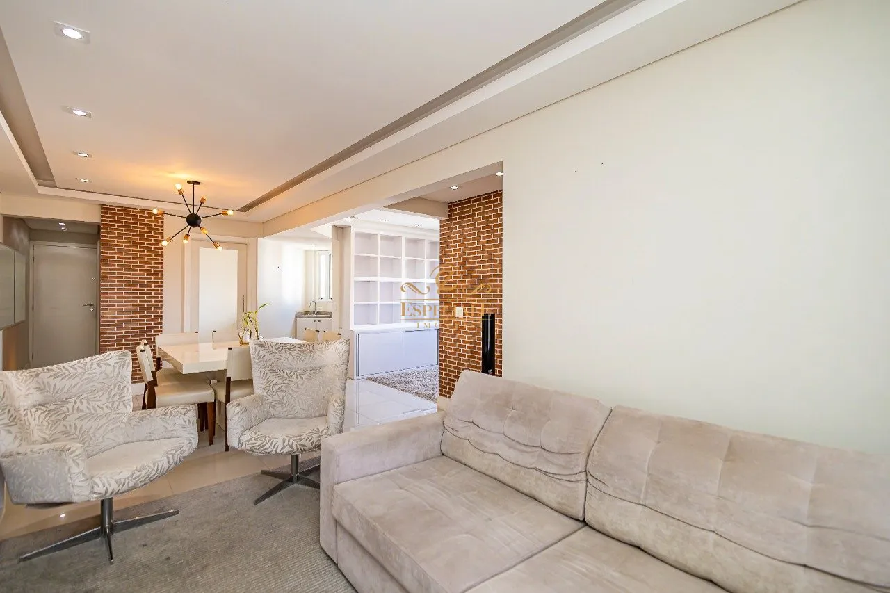 Home office in a 2-bedroom apartment, 94 m²