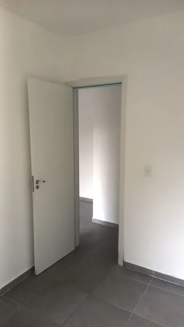 Apartamento de 1 quarto e 1 banheiro com varanda — photo 6