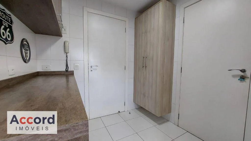 Furnished 3-bedroom apartment with 115 m² — photo 6