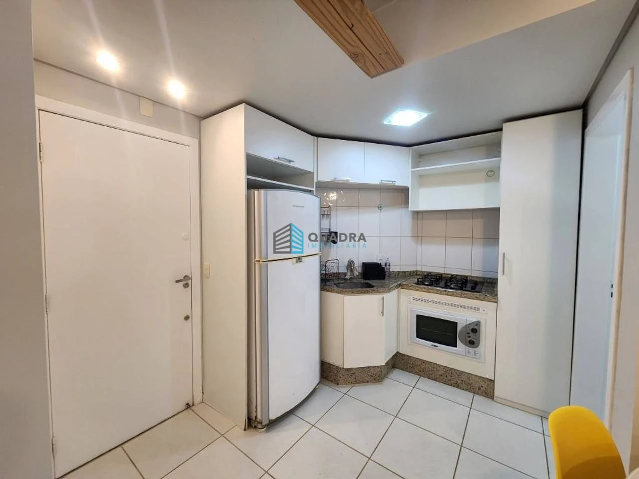 Apartamento de 1 quarto com espaço de home office — photo 17