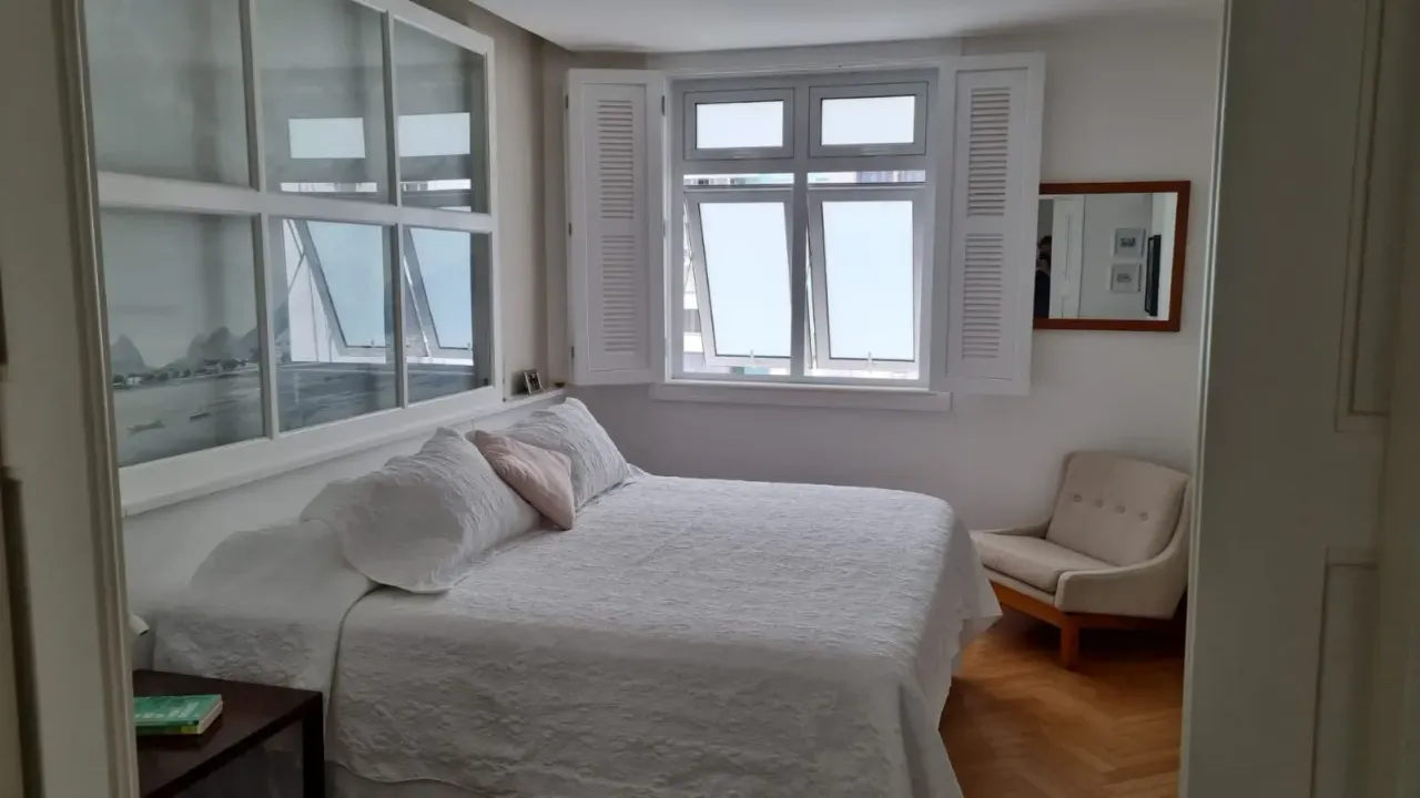 Apartamento con 3 dormitorios y ventanales de suelo a techo — photo 2