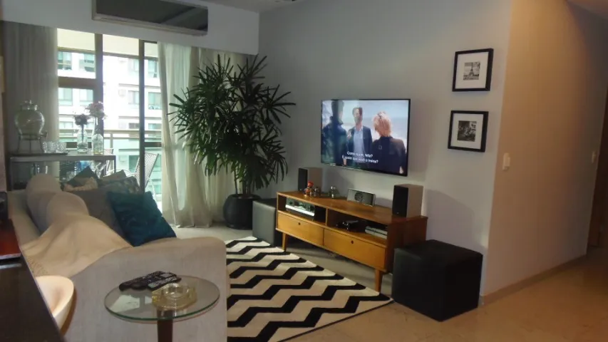 Furnished 3-bedroom apartment with open-plan kitchen