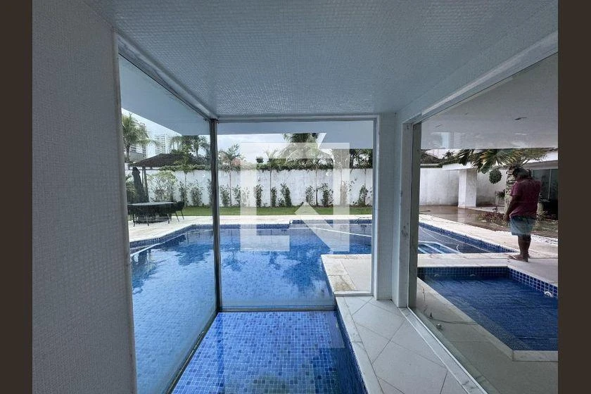 5 quartos e banheira: casa de 1000 m² — photo 27