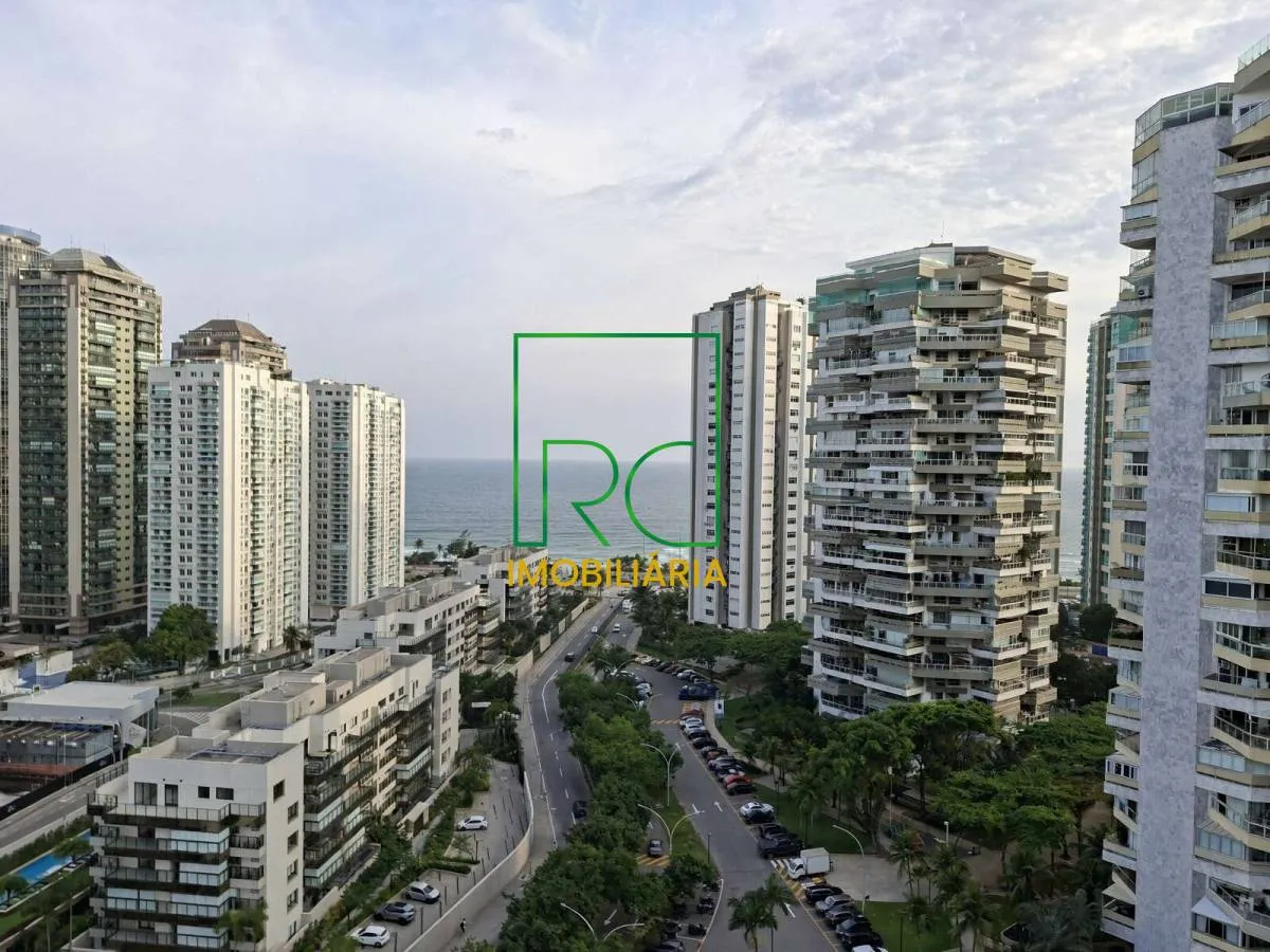 Apartamento de 300 m² com banheira e vista para a água — photo 29