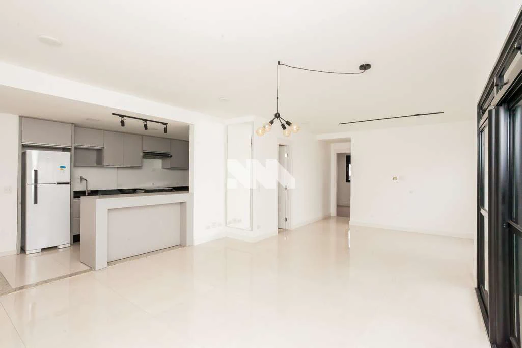 Apartment with 2 en-suite bedrooms and 3 bathrooms — photo 5